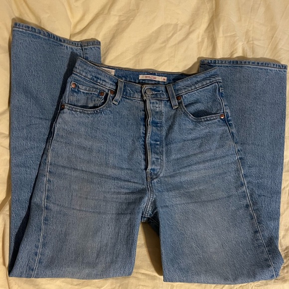 Levi’s Ribcage Straight Ankle - Picture 3 of 8